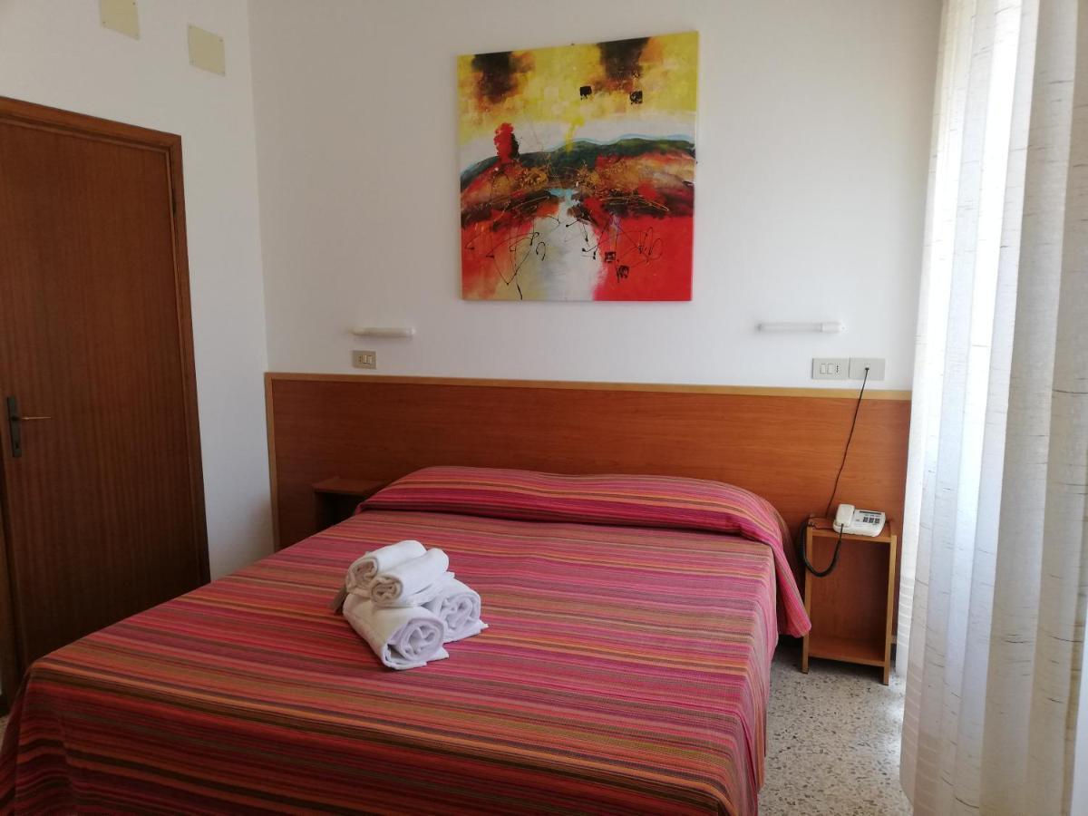 Hotel Laura Cavallino-Treporti Exterior photo